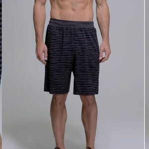 Lululemon Men’s Assert Cross Training Short